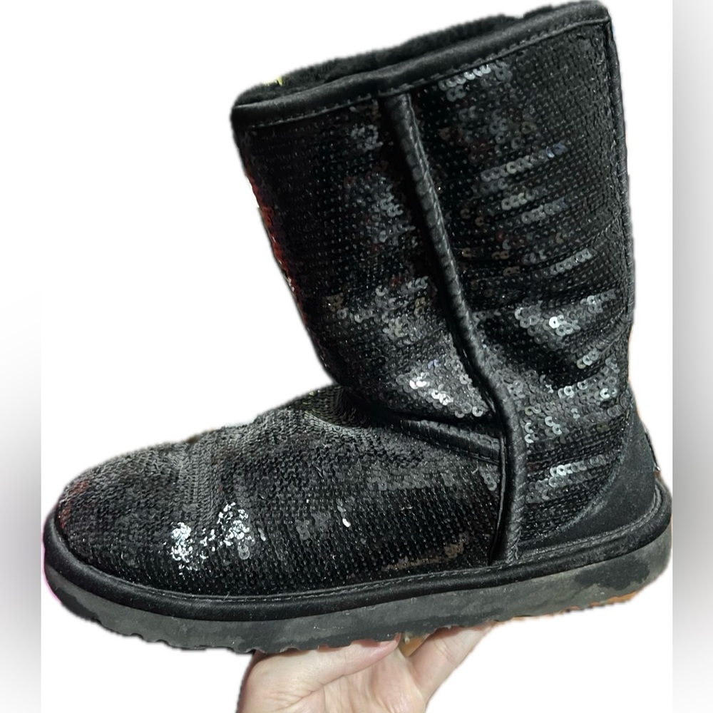 Black Sparkly Uggs